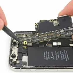 Профессиональный ремонт iPhone в сервисном центре: быстро, качественно и надежно