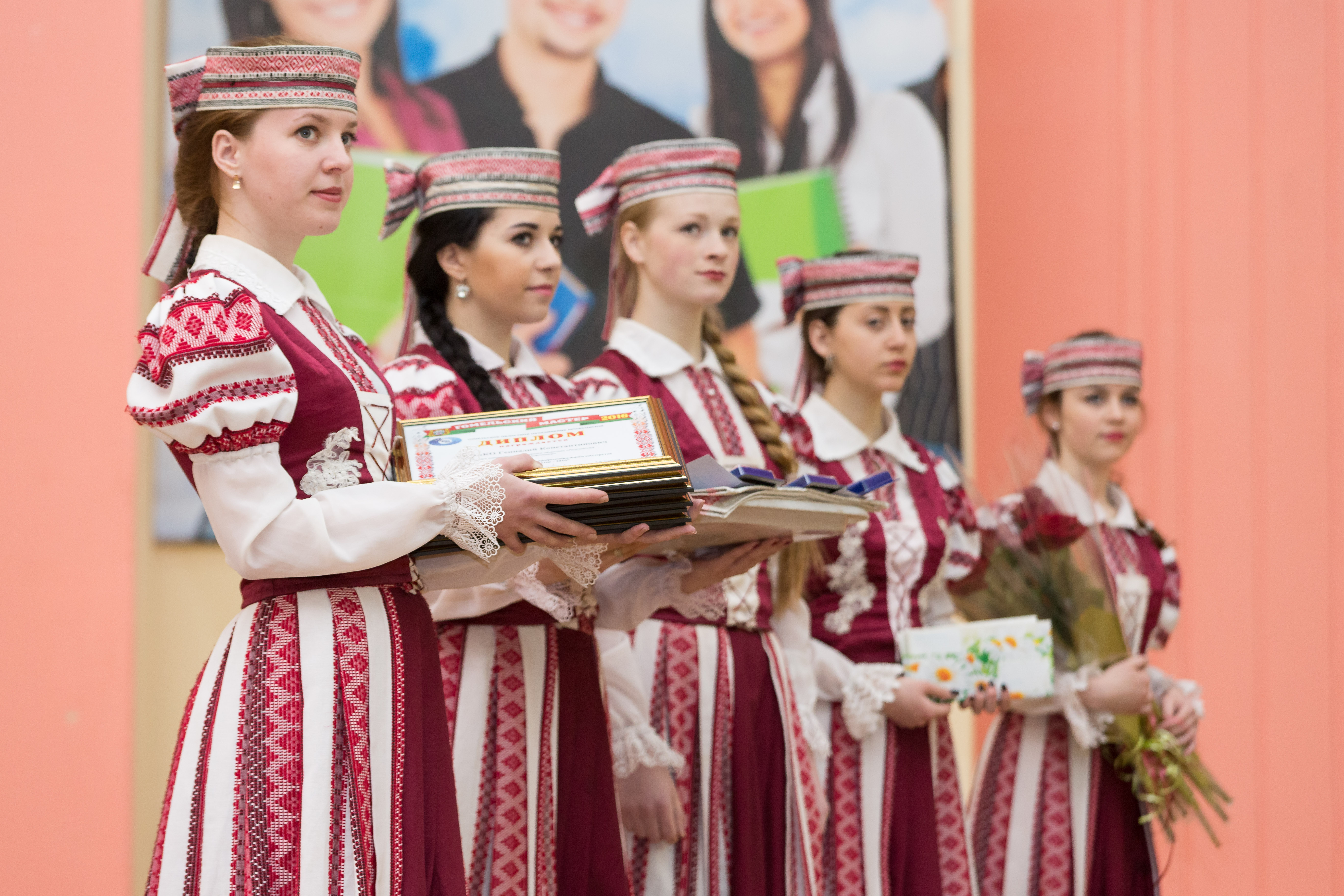 Впервые в Гомеле лучшим мастерам вручили нагрудные знаки «Гомельскi майстар»