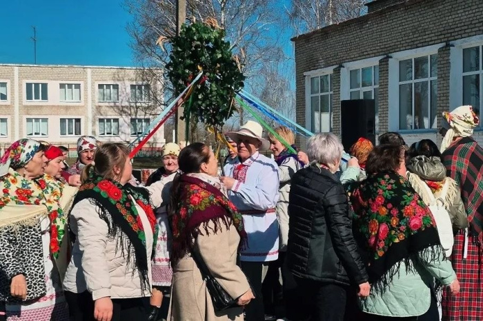 Народный праздник «Сороки» прошел в агрогородке Ботвиново Чечерского района