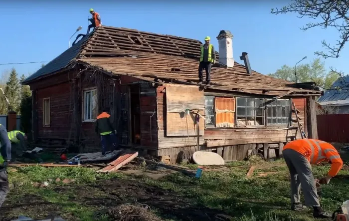 Снос домов в Гомеле — качественный демонтаж и подготовка участка под новое строительство от компании «ГрузМастер»