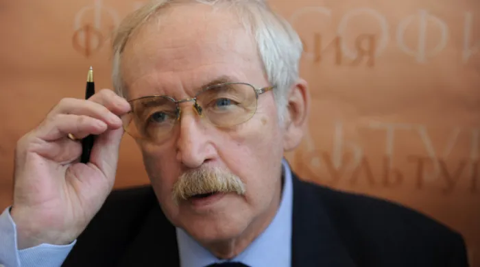 Лукашенко поздравил народного артиста РСФСР Василия Ливанова с 90-летием