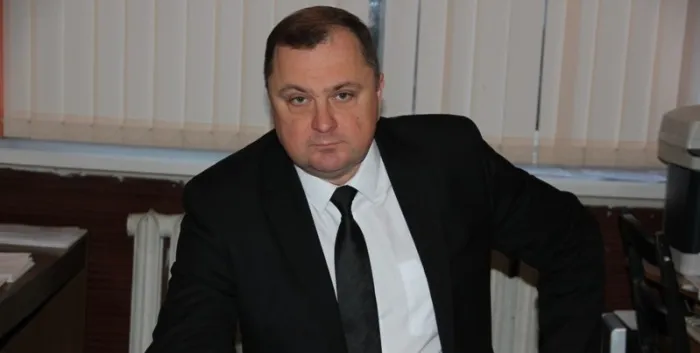 Все вопросы нужно решать за круглым столом