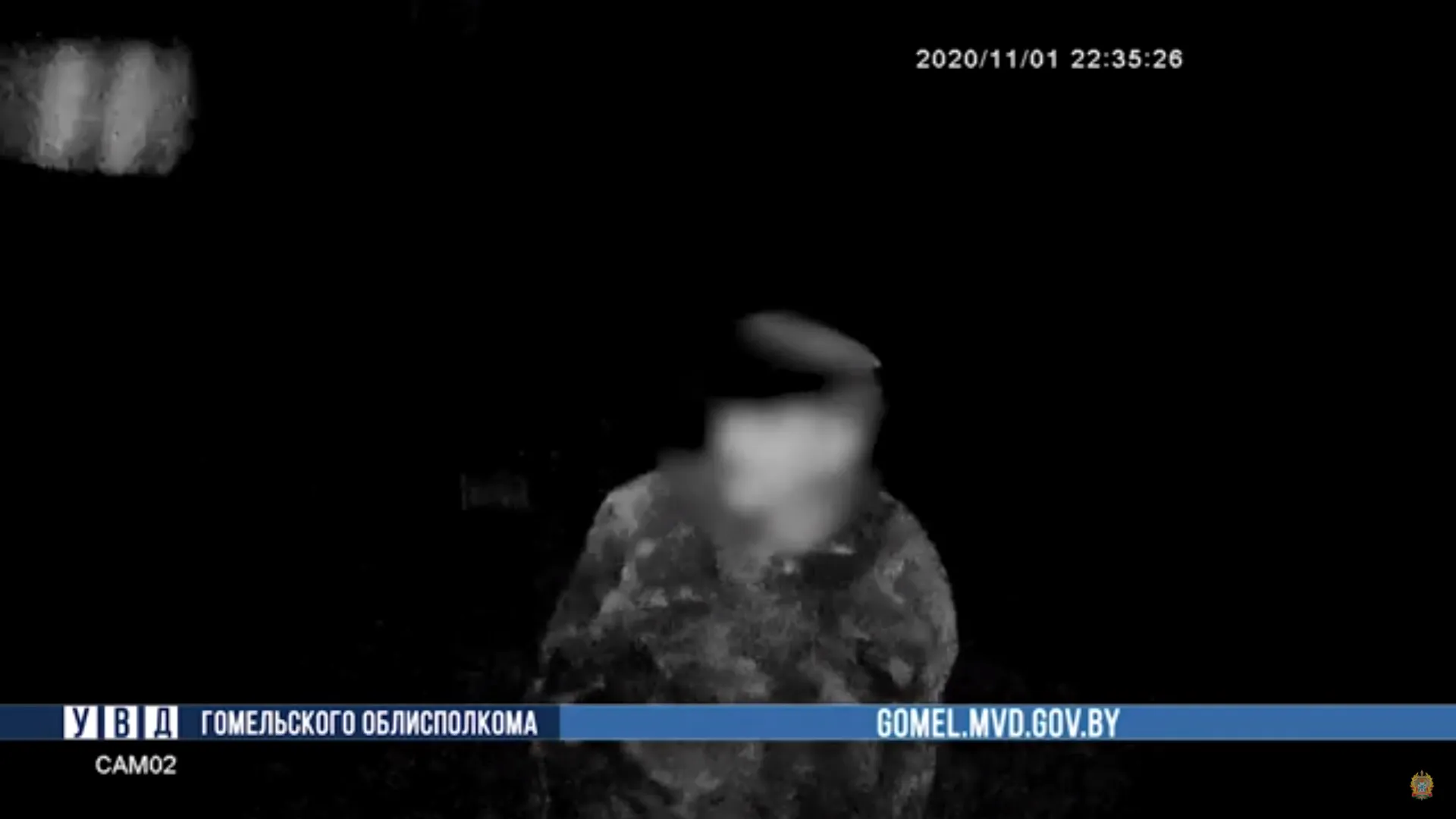 Пенсионер похитил из чужой бани вещи и прихватил с собой канистру с бензином и камеры видеонаблюдения