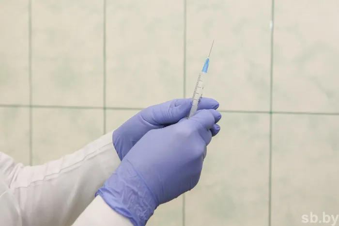 В Беларуси внесли ряд изменений в тактику вакцинации против COVID-19