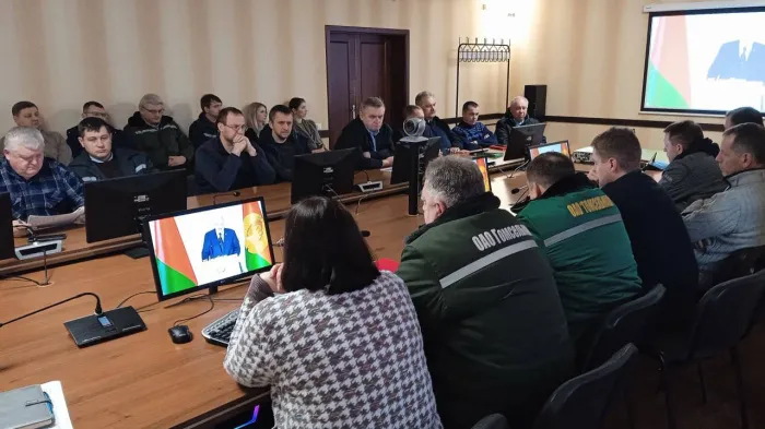 Коллектив ОАО «Гомсельмаш» принял участие в просмотре онлайн-трансляции обращения Президента