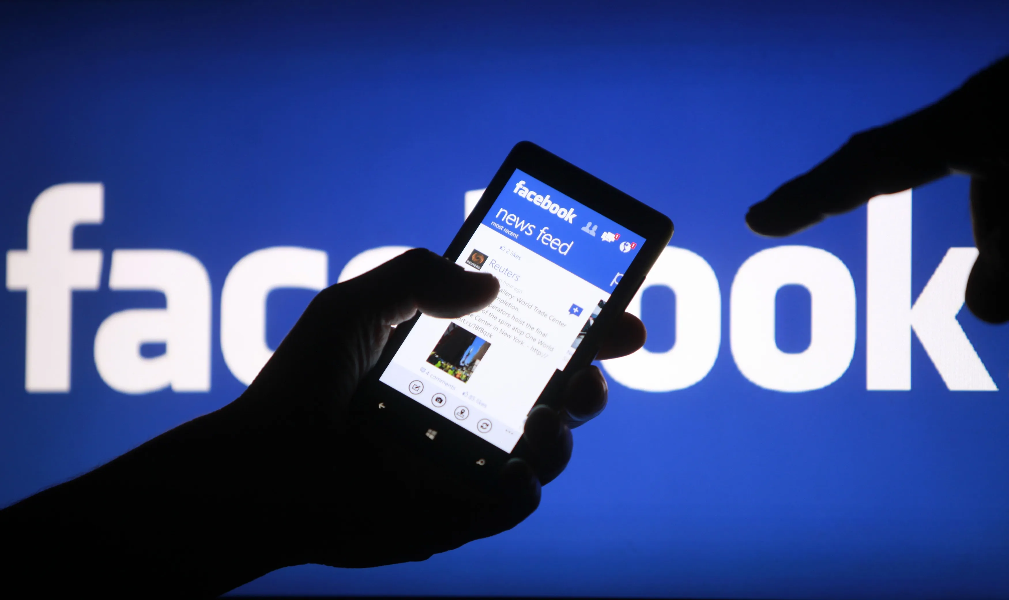 На Facebook появились секретные чаты