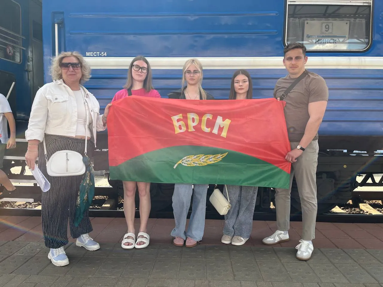 На берегу моря и на белорусских полях: молодежь Гомельщины начала свою работу в студенческих отрядах