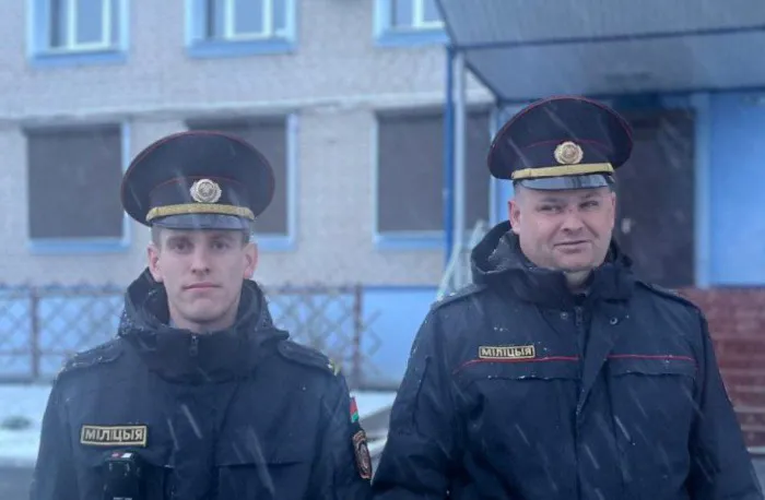 В Брагине милиционеры обезвредили дикое животное с признаками бешенства