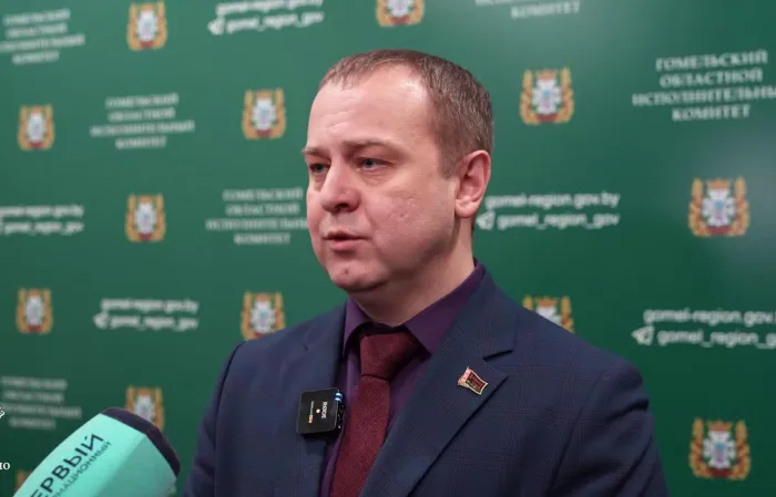 Поможем коммунальщикам! Об уборке снега в регионе и первом в году субботнике рассказал начальник главного управления ЖКХ облисполкома Дмитрий Соцкий