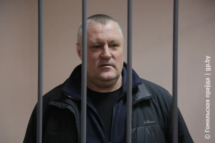 Лёня на перепутье: панская клубника или тюрьма? «Правозащитник» Судаленко заочно приговорен к пяти годам лишения свободы 