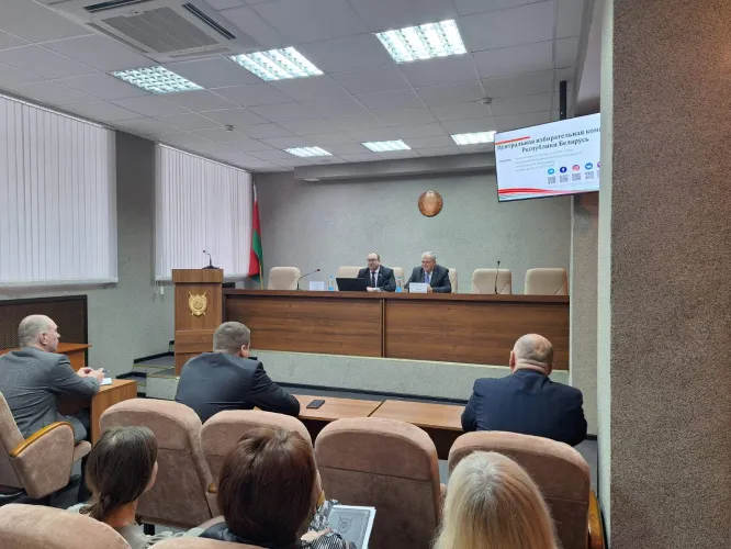 В прокуратуре области состоялась встреча с членом Центральной избирательной комиссии Беларуси Александром Ткачевым