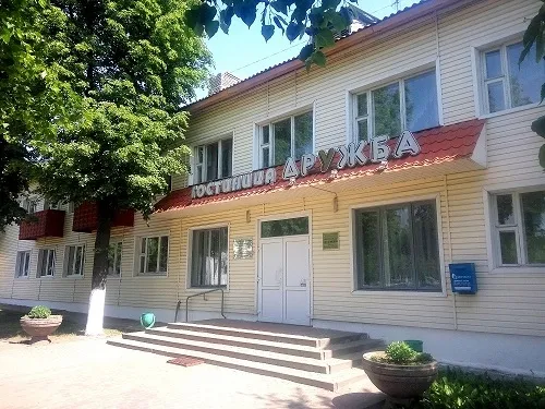 На электронных торгах проданы бывшие гостиница и ясли-сад