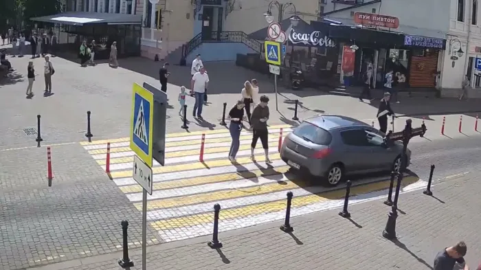 Сотрудники ГАИ проводят республиканскую профилактическую акцию "Движение по правилам"
