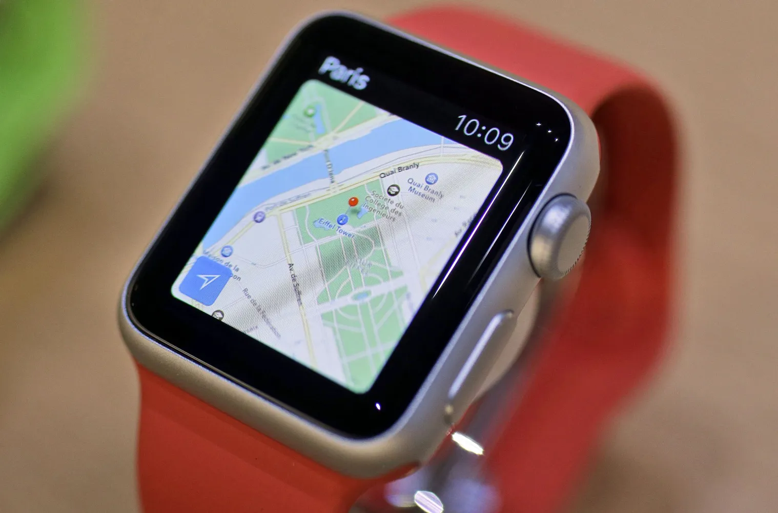 Google Карты снова доступны в Apple Watch