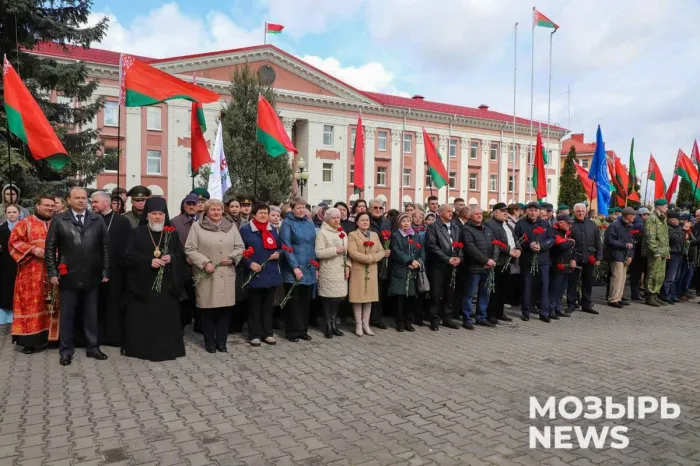 Сорок лет боли, памяти и мужества. На Мозырщине почтили память героев-ликвидаторов ЧАЭС