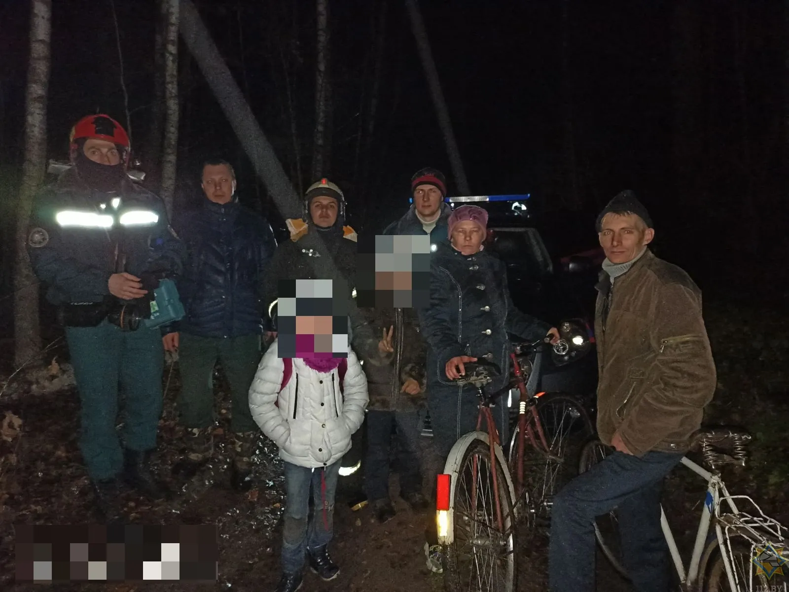  В Буда-Кошелевском районе потерялась семья: спасатели пришли на помощь