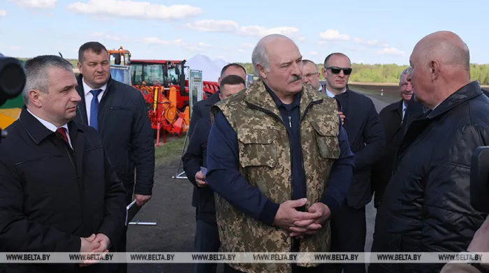 Вопросы развития Гомельской области рассмотрели во время рабочей поездки Лукашенко в регион