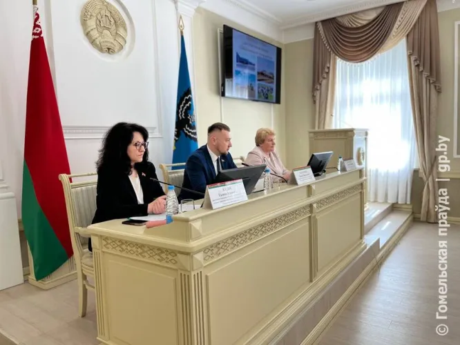 Курс на укрепление кадрового потенциала: в Мозырском районе прошел областной семинар «Школы молодого руководителя»