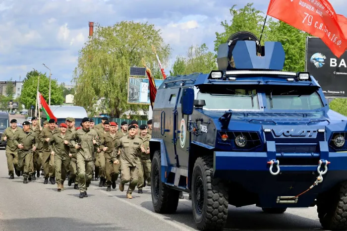 В Гомеле бойцы ОМОН прошли «Марш памяти»
