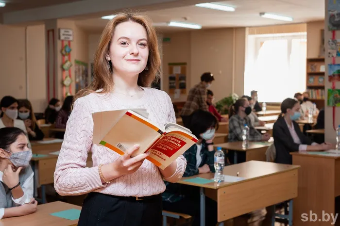В белорусских школах сегодня начинаются выпускные экзамены