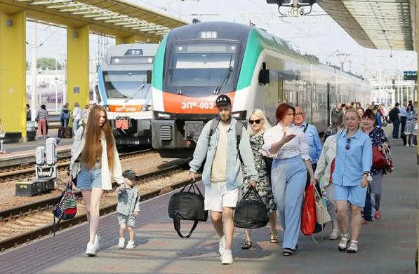 БЖД в период июльских праздников перевезла более 1 млн пассажиров