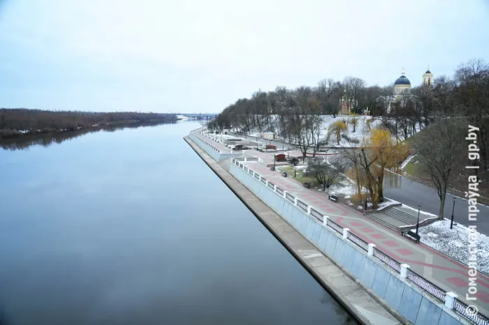 Красивые реалистичные снимки зимнего Гомеля