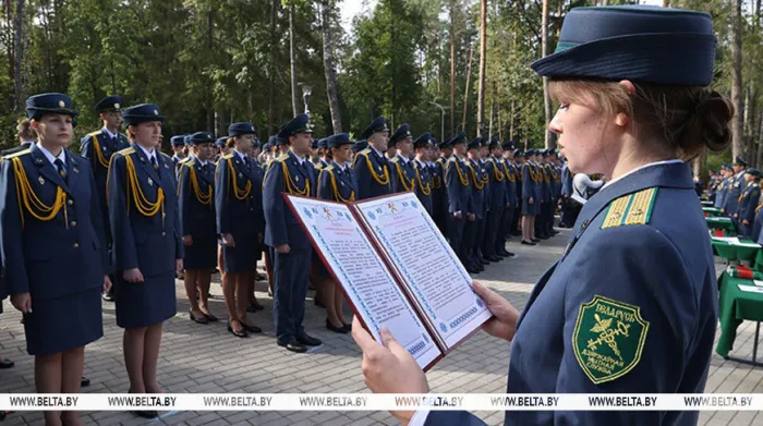 Лукашенко: таможенная служба ежедневно доказывает способность защищать интересы государства и граждан 