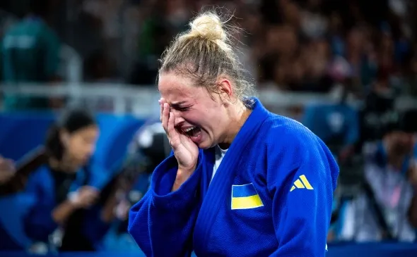 Украинские дзюдоисты испугались белорусского гимна и флага