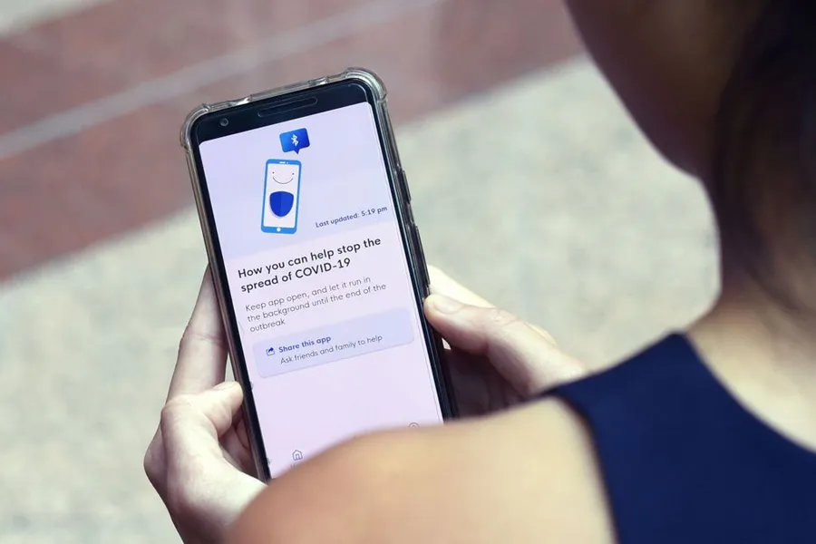 Apple и Google помогут отслеживать контакты зараженных коронавирусом