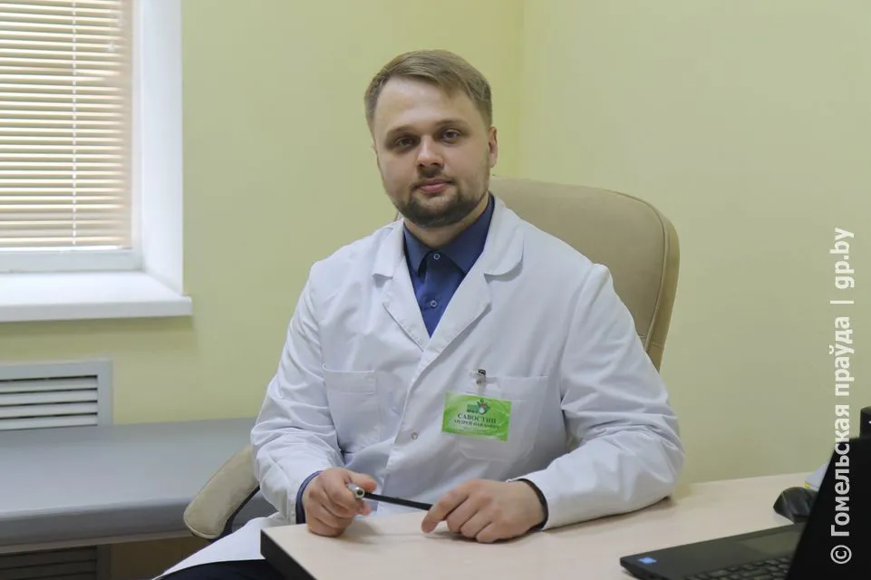 Невролог-сомнолог рассказал о том, как можно расшифровать сон, чем опасен храп и что происходит с организмом ночью