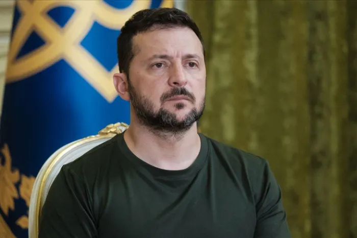 Зеленский потребовал у Запада ядерное оружие