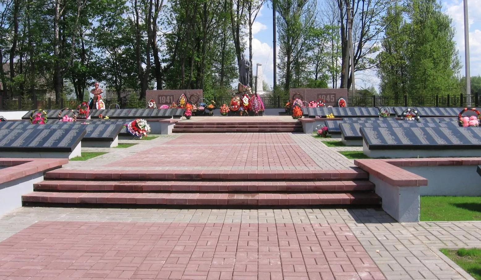 А был он лишь солдат…
