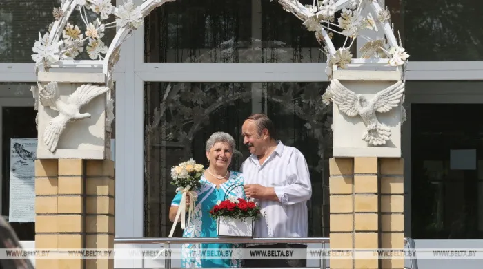 Счастливы вместе. Супруги Фомины из Гомеля спустя 50 лет повторили церемонию бракосочетания
