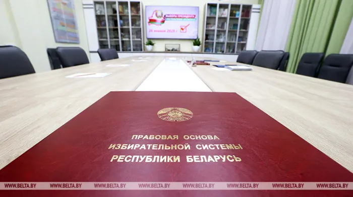 В ЦИК представлены документы о регистрации инициативной группы по выдвижению Александра Хижняка кандидатом в Президенты