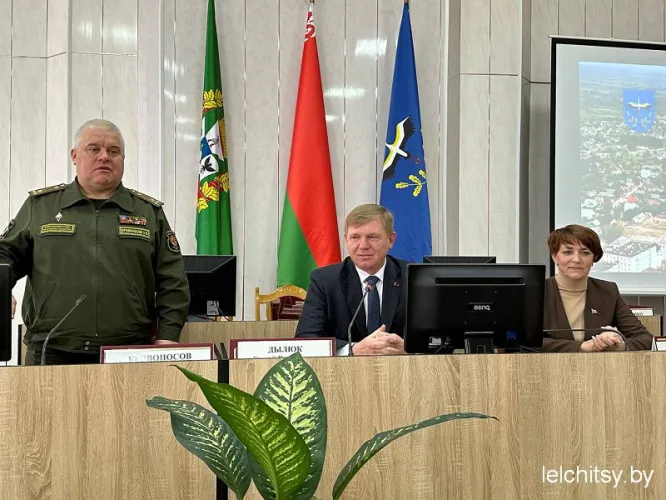 В Ельском, Лельчицком и Наровлянском районах выдвинули кандидатуру Андрея Кривоносова в члены Совета Республики