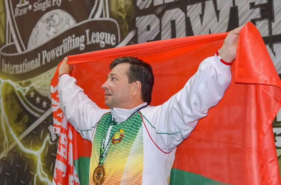Светлогорские спортсмены вернулись с чемпионата Европы по пауэрлифтингу с золотыми медалями
