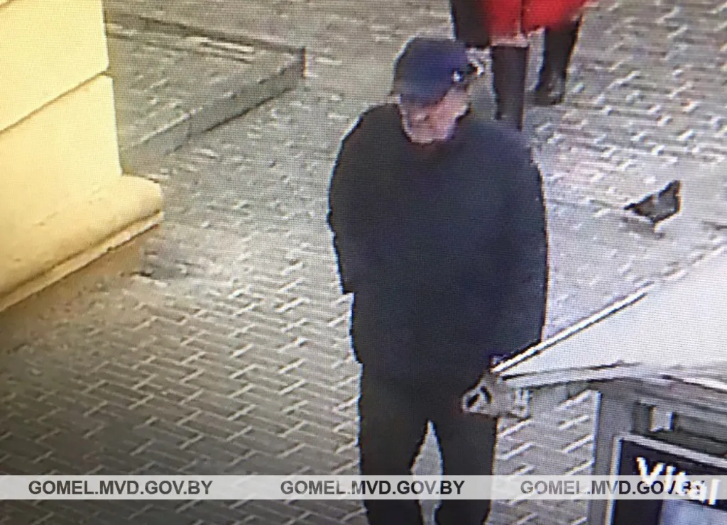 В Гомеле устанавливают личность мужчины, который присвоил чужой кошелек