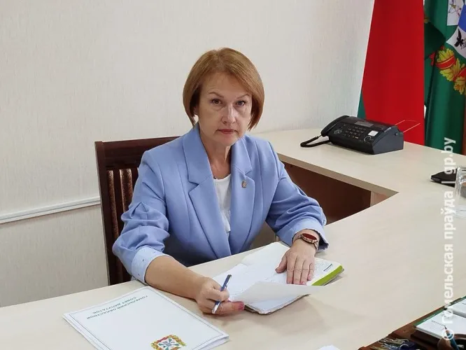 Надеюсь на вашу помощь. Член Совета Республики, председатель областного Совета депутатов Екатерина Зенкевич провела прием граждан