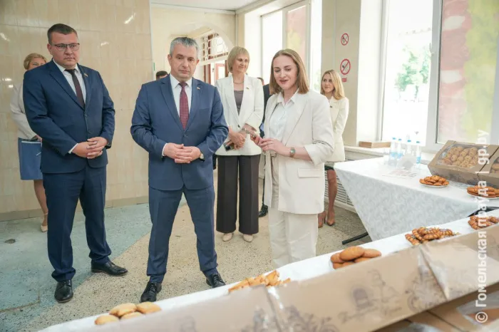 Рабочий день председателя облисполкома Ивана Крупко в Ветке