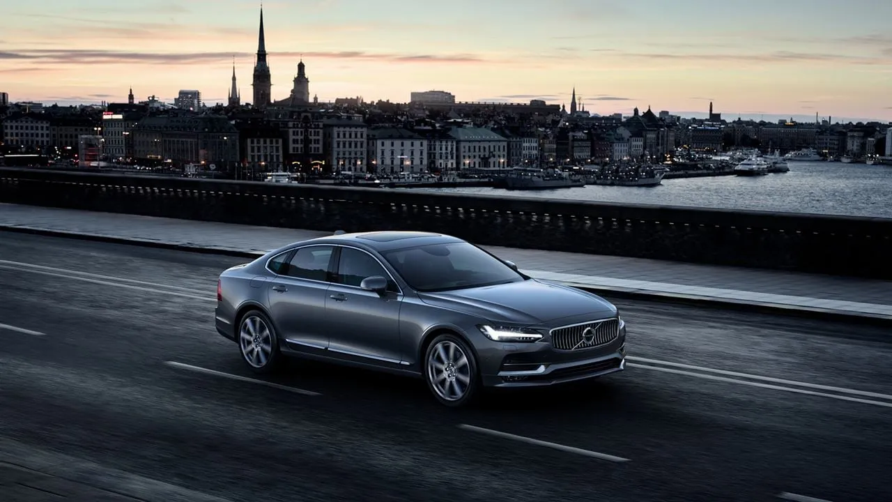 Не быстрее 180 км/ч: Volvo начала выпускать «тихоходные» автомобили