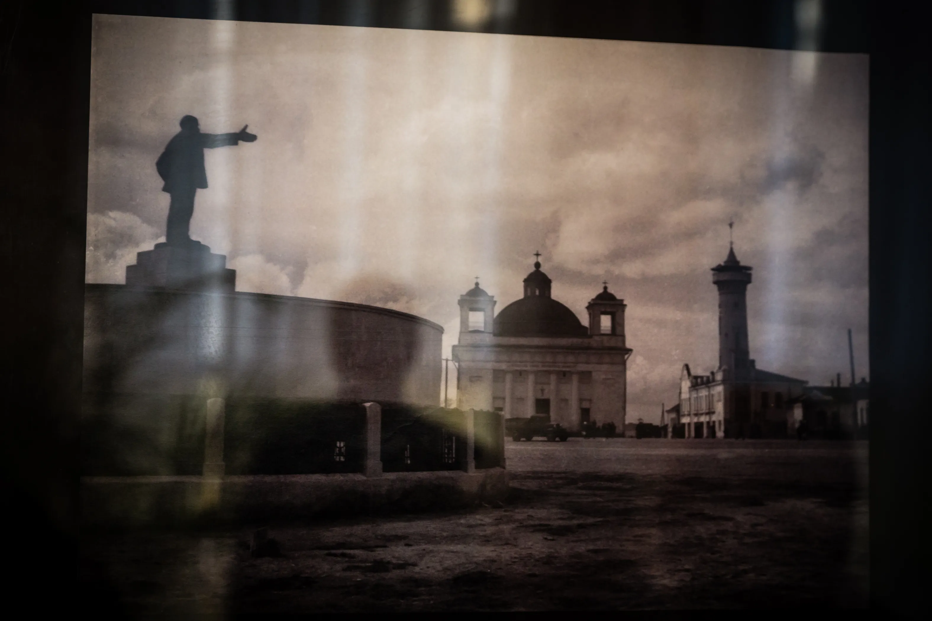 Во Дворце Румянцевых и Паскевичей состоялось открытие уникальной фотовыставки «Александр Артвей: возвращение в Гомель»