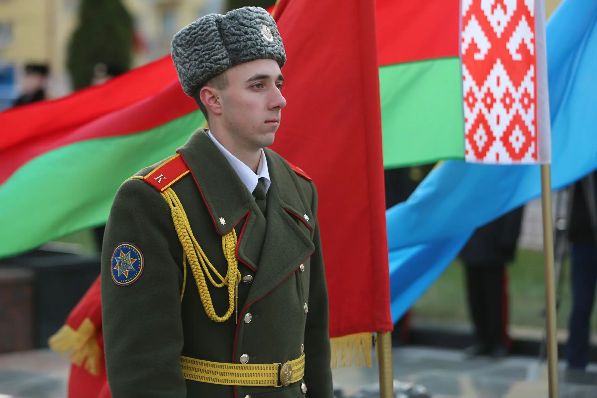 Торжественный митинг, церемония возложения венков и цветов «Священная память войны»