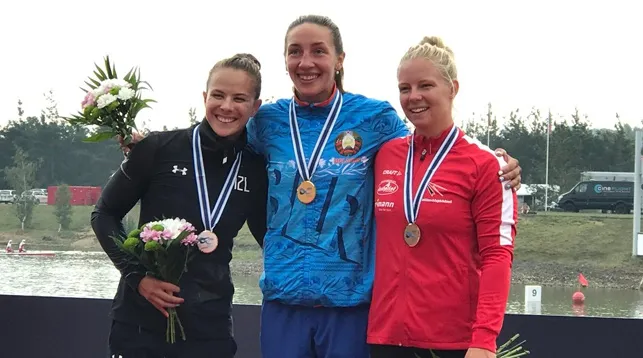 На старте чемпионата мира по гребле на байдарках и каноэ белорусы взяли четыре медали