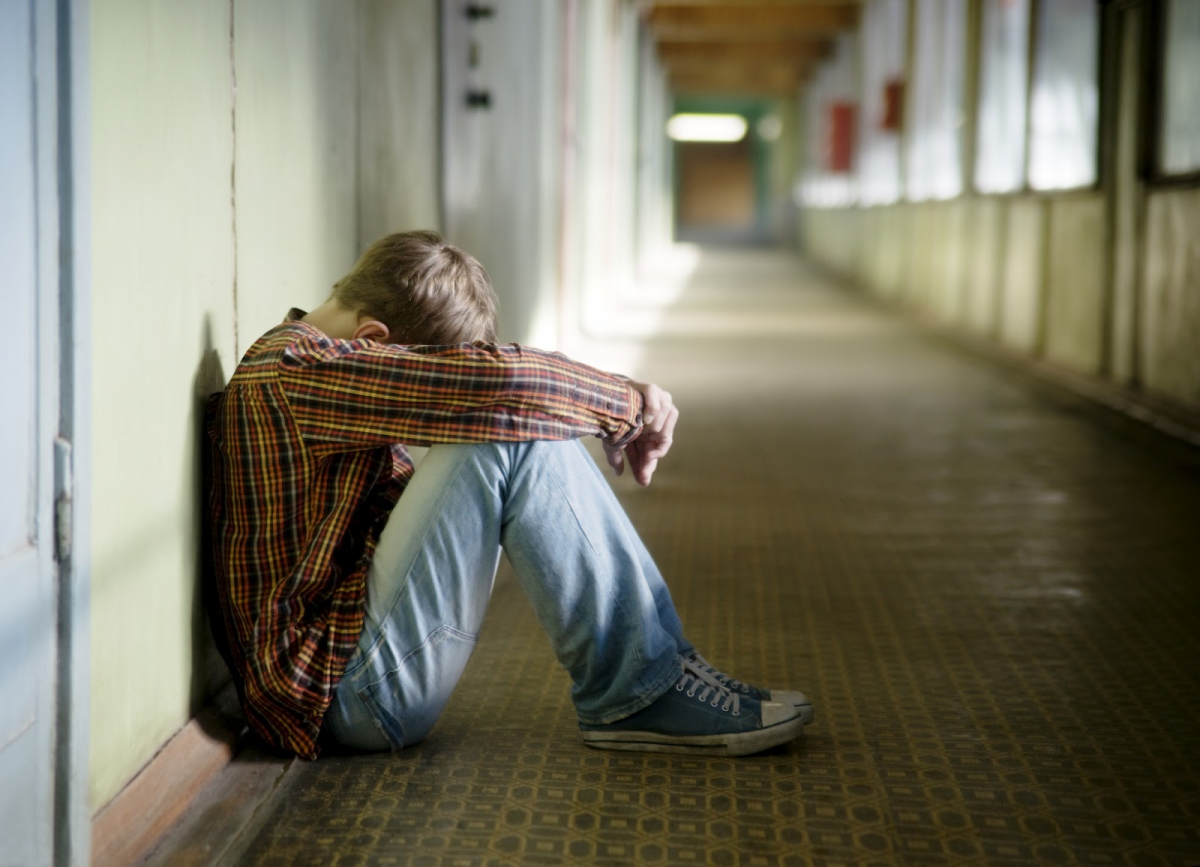 depressed-kid-suicidal-boy-.jpg