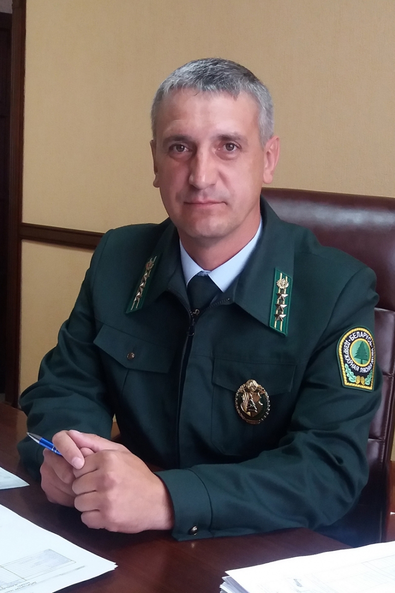 Директор Дмитрий Глусцов.jpg