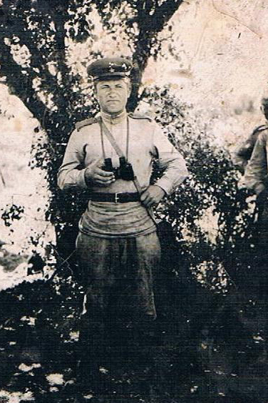 3_Никита Андреевич Кононович, Болгария 1945.jpg 3_Никита Андреевич Кононович, Болгария 1945.jpg