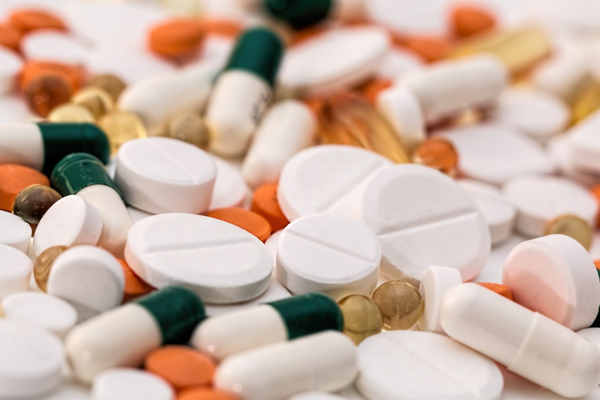 таблетки headache-pain-pills-medication-159211.jpeg
