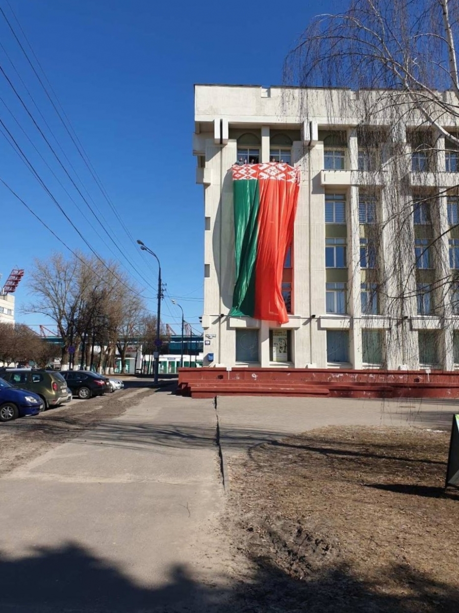bhtuZHuW-Yw.jpg