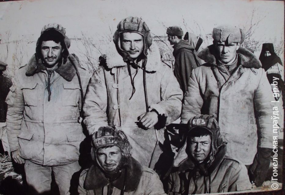 матвеевЭкипажМашины боевой.JPG