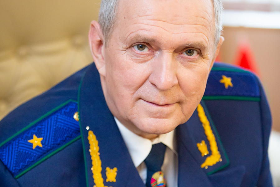 Виктор Морозов